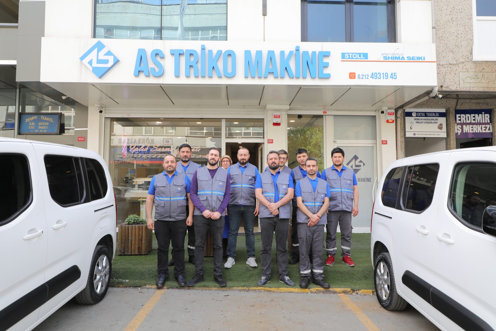AS Triko Makine ekibi